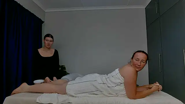 Snapshot of C1eopatra chatting on February 16, 2025, 6:32 pm C1eopatra online show from February 16, 2025, 6:32 pm