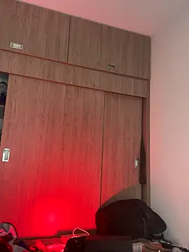 Ambar R0SSE online show from September 18, 2025, 11:40 pm