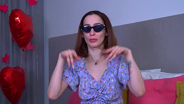 MarieKarma online show from February 21, 2025, 6:37 pm