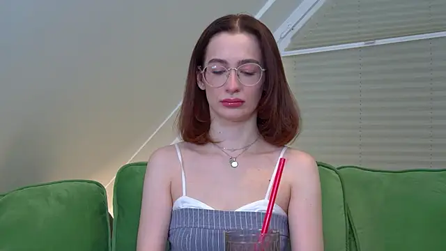 MarieKarma online show from March 14, 2025, 9:32 pm