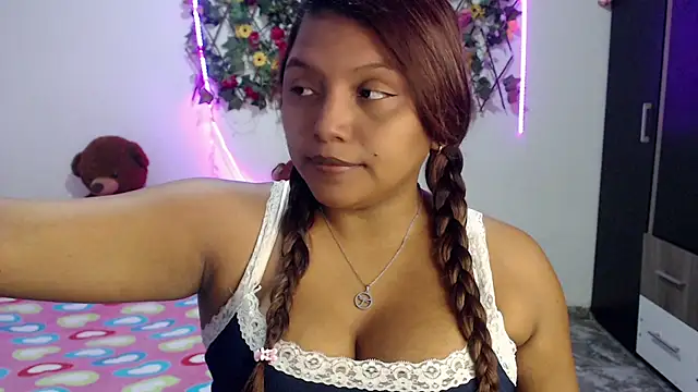 sexysusan4you online show from October 15, 2025, 8:09 pm
