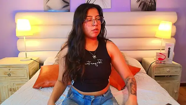 Snapshot of milan_sweet chatting on June 10, 2026, 9:35 pm milan sweet online show from June 10, 2026, 9:35 pm