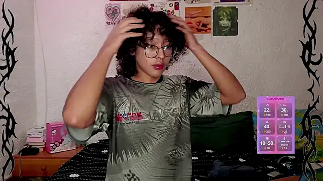 Snapshot of angelsdustxxx chatting on December 19, 2024, 4:23 am angelsdustxxx online show from December 19, 2024, 4:23 am