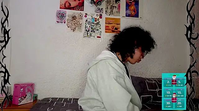 Snapshot of angelsdustxxx chatting on December 31, 2024, 11:09 am angelsdustxxx online show from December 31, 2024, 11:09 am