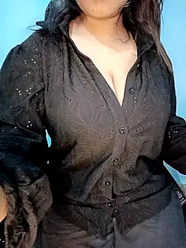 Snapshot of Dayna-36 chatting on December 31, 2024, 10:48 am Dayna-36 online show from December 31, 2024, 10:48 am