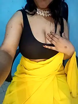 Snapshot of Dayna-36 chatting on February 3, 2025, 3:59 pm Dayna-36 online show from February 3, 2025, 3:59 pm