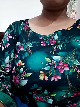 Dayna-36 online show from April 18, 2026, 5:33 am