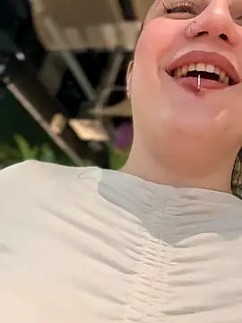 JessiMur online show from September 25, 2025, 4:05 am