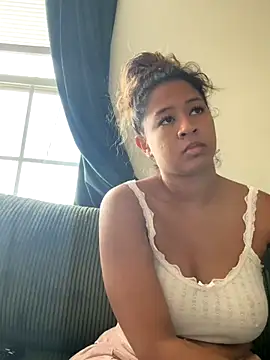 Snapshot of VanessaBling chatting on October 18, 2025, 3:02 pm VanessaBling online show from October 18, 2025, 3:02 pm