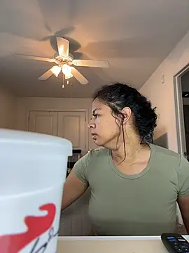 VanessaBling online show from February 14, 2026, 4:04 pm