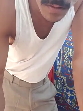 Snapshot of Burhade-- chatting on January 10, 2025, 5:47 am Burhade-- online show from January 10, 2025, 5:47 am