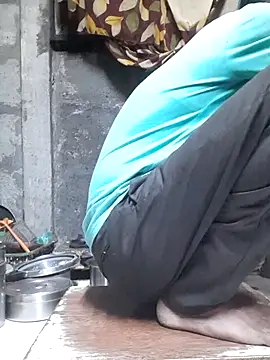 Snapshot of Burhade-- chatting on November 9, 2025, 8:29 pm Burhade-- online show from November 9, 2025, 8:29 pm