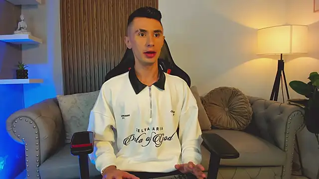 Jotastevensxx online show from March 28, 2026, 2:27 pm