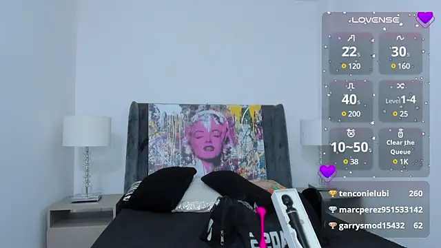 AmberAdams  online show from December 14, 2024, 5:14 pm