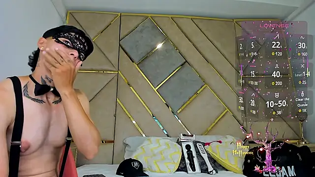 AmberAdams  online show from October 31, 2025, 2:07 pm