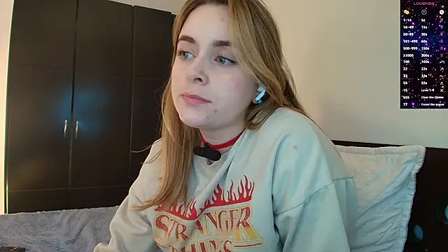 Snapshot of miss_seline chatting on January 22, 2025, 11:53 pm miss seline online show from January 22, 2025, 11:53 pm