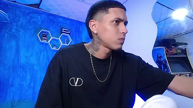 Liam lee online show from January 4, 2025, 4:11 pm