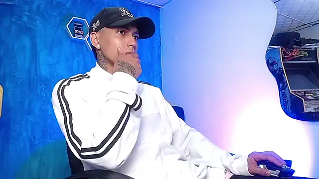 Liam lee online show from January 10, 2025, 12:47 pm