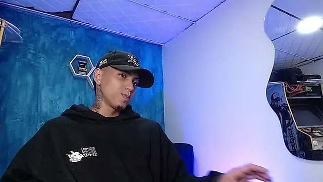 Liam lee online show from January 25, 2025, 12:58 pm