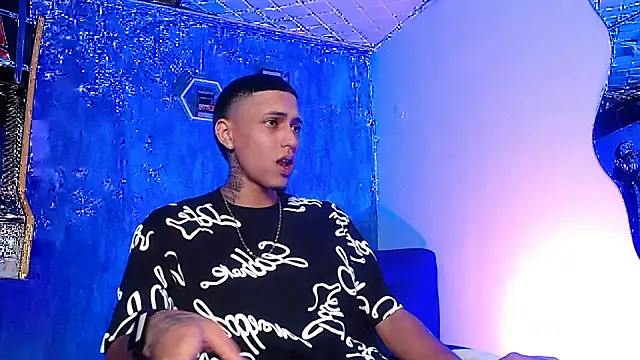 Liam lee online show from February 20, 2025, 1:08 pm