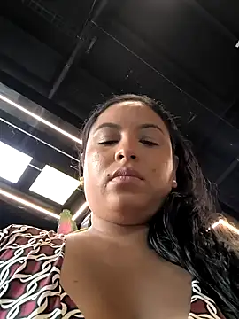 Francesca ferrari online show from January 31, 2025, 9:26 pm