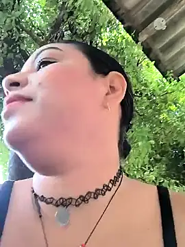 Francesca ferrari online show from September 8, 2025, 3:22 pm