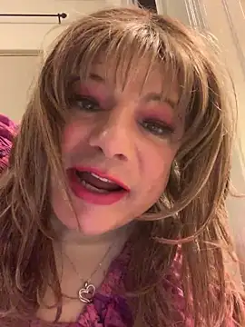 Snapshot of balad13 chatting on December 13, 2024, 10:30 am balad13 online show from December 13, 2024, 10:30 am