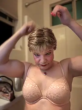 Snapshot of balad13 chatting on September 16, 2025, 10:05 am balad13 online show from September 16, 2025, 10:05 am