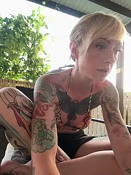 haileyhope  online show from July 5, 2026, 4:47 pm