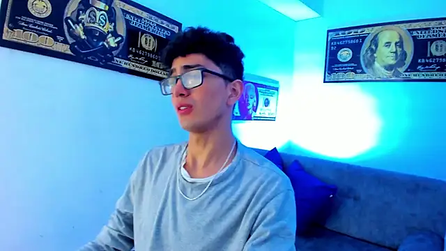 TylerWhite  online show from January 8, 2025, 5:59 am