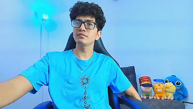 TylerWhite  online show from November 20, 2025, 4:12 am