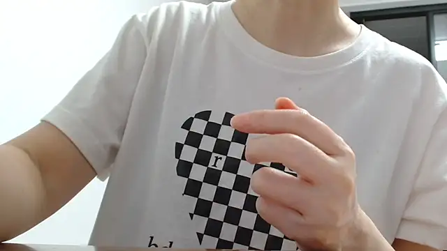 sonyx online show from April 19, 2026, 6:21 pm