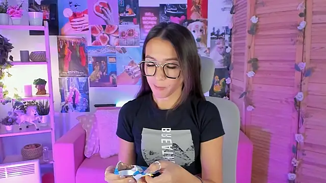 LanaBaker online show from February 12, 2025, 5:58 am