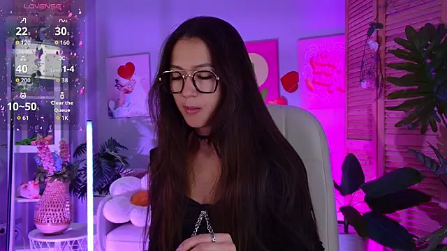 LanaBaker online show from April 19, 2026, 2:44 am