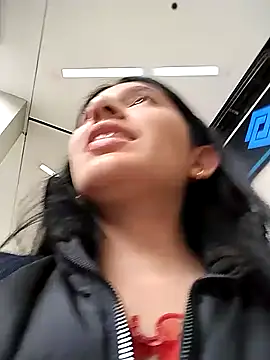 Nathalia-001 online show from December 5, 2024, 6:00 pm