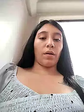 Nathalia-001 online show from January 2, 2025, 5:39 pm