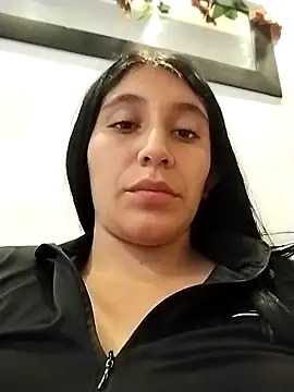 Nathalia-001 online show from January 3, 2025, 8:43 pm