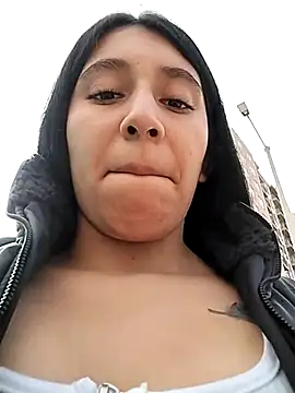 Nathalia-001 online show from February 12, 2025, 8:50 pm