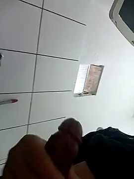 Fiel77 online show from November 2, 2025, 2:08 pm