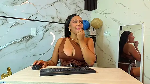AmberNix online show from June 23, 2026, 2:04 pm