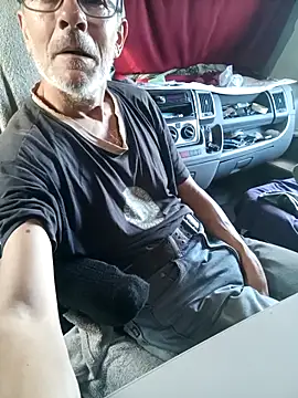 richa22cm online show from October 4, 2025, 3:54 pm