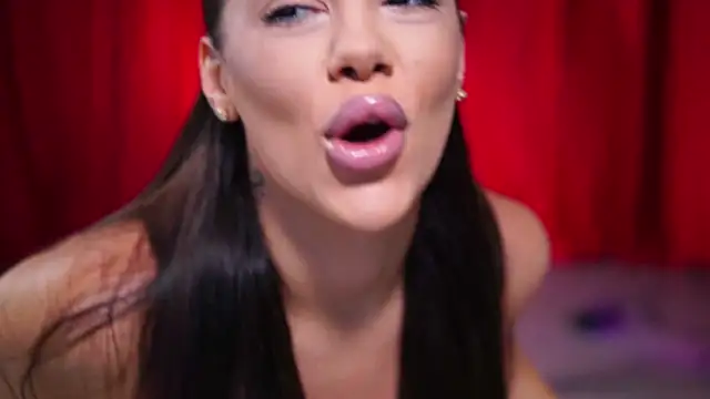 NatyDesiree online show from January 20, 2025, 7:25 pm