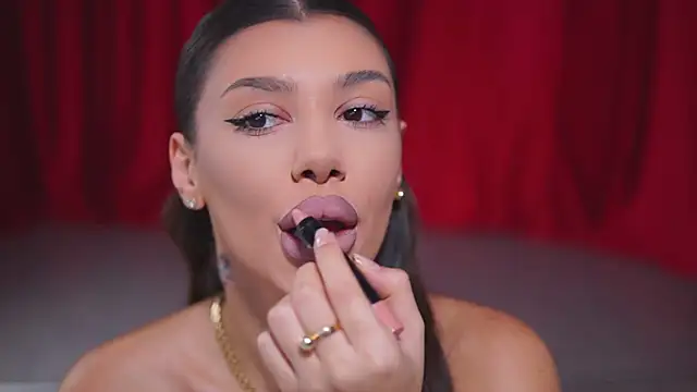 NatyDesiree online show from January 28, 2025, 7:53 pm