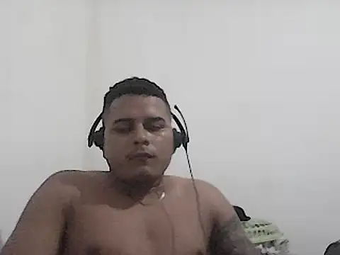 Snapshot of SaucyAffair0 chatting on January 2, 2025, 12:23 am SaucyAffair0 online show from January 2, 2025, 12:23 am