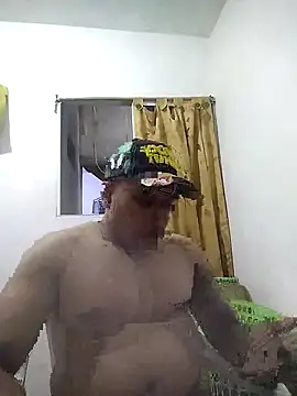 Snapshot of SaucyAffair0 chatting on March 14, 2025, 9:21 pm SaucyAffair0 online show from March 14, 2025, 9:21 pm