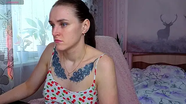 Bella  Swoon online show from May 21, 2026, 4:41 am