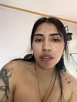 Snapshot of SaritaHot_69 chatting on December 9, 2024, 6:14 pm SaritaHot 69 online show from December 9, 2024, 6:14 pm