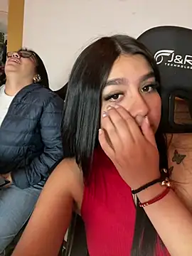 Snapshot of SaritaHot_69 chatting on March 11, 2025, 3:23 pm SaritaHot 69 online show from March 11, 2025, 3:23 pm