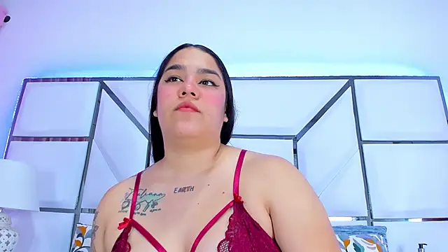 RileySweett online show from February 22, 2025, 11:24 am