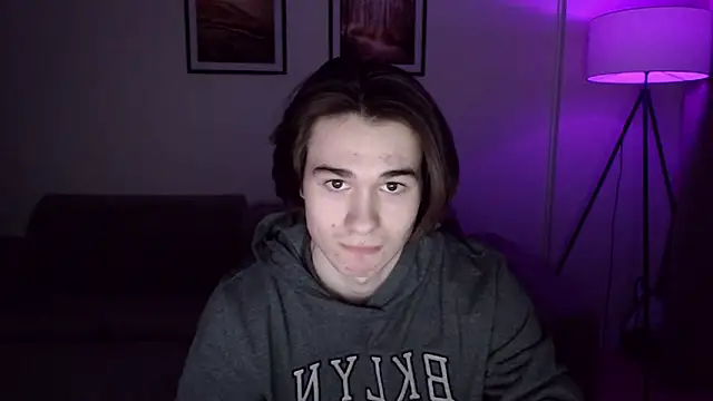 MarkusDean online show from February 25, 2025, 4:21 pm